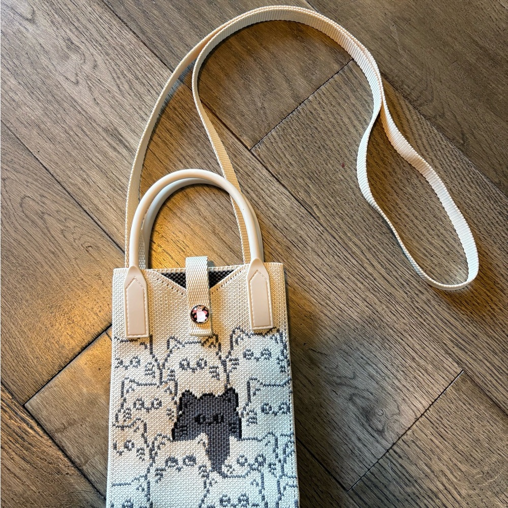 Chic Cat Patterned Mini Bag - image 1
